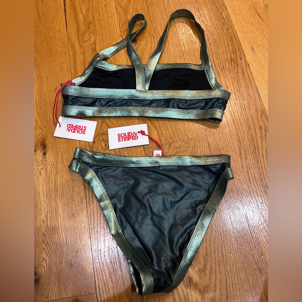Solid & stripe bikini - Picture 2 of 3